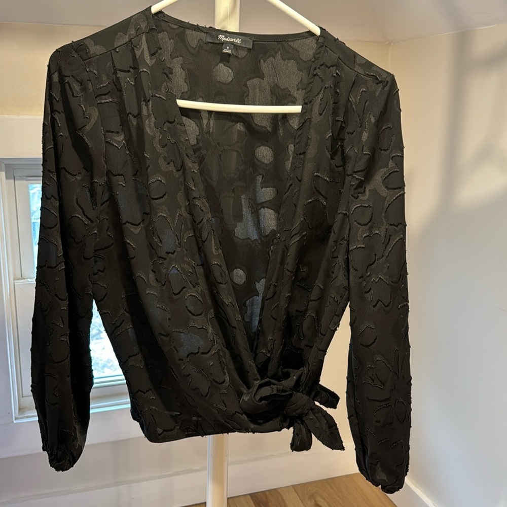 Madewell floral jacquard wrap shirt, size small - Picture 2 of 4